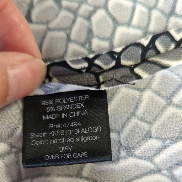 00743 Kamali Kulture Snakeskin Print Knit Faux Wrap Dress Gray Size Small office - Picture 6 of 6